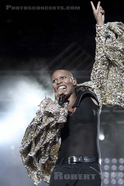 SKUNK ANANSIE - 2010-08-27 - SAINT CLOUD - Domaine National - Grande Scene - 